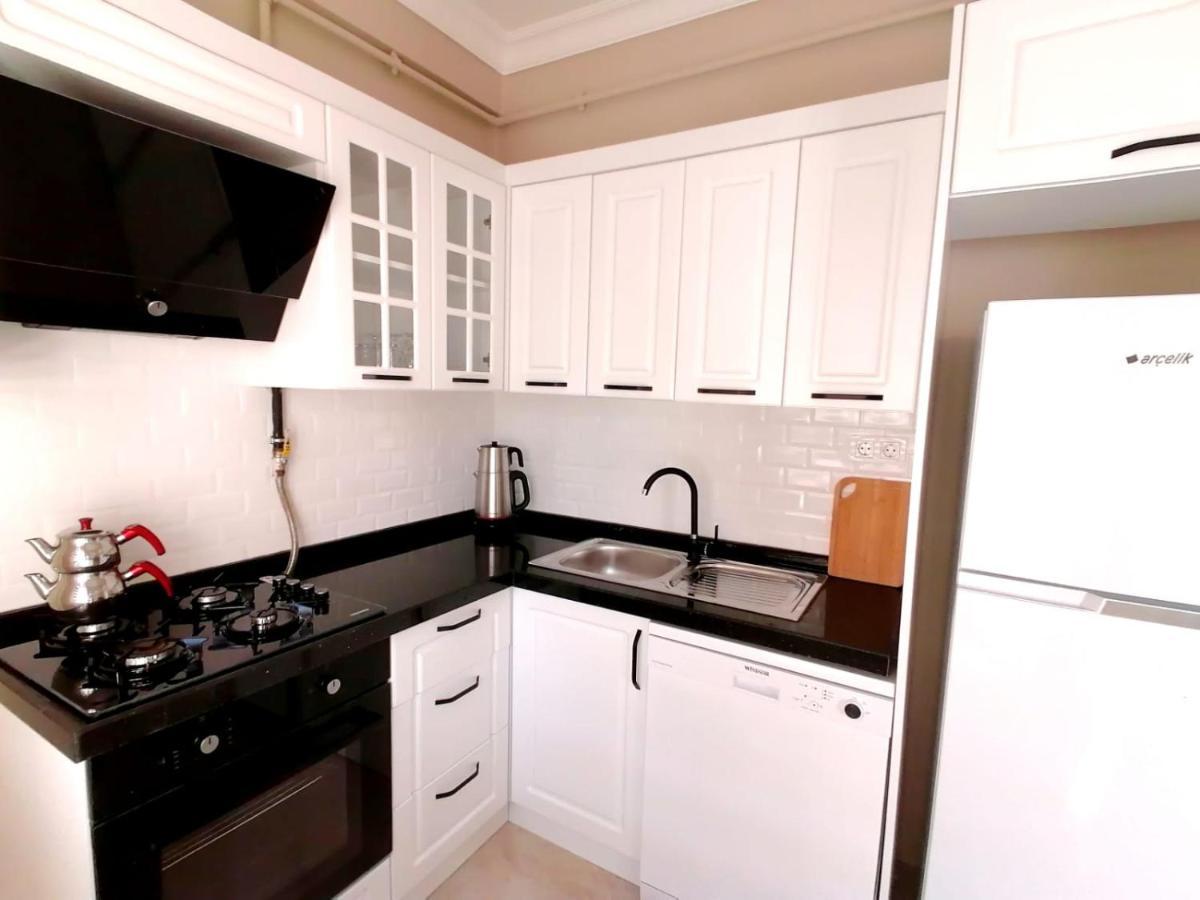 איסטמבול Khalkedon Flat 2 - Kadikoy'Deki Konaklama Adresiniz מראה חיצוני תמונה