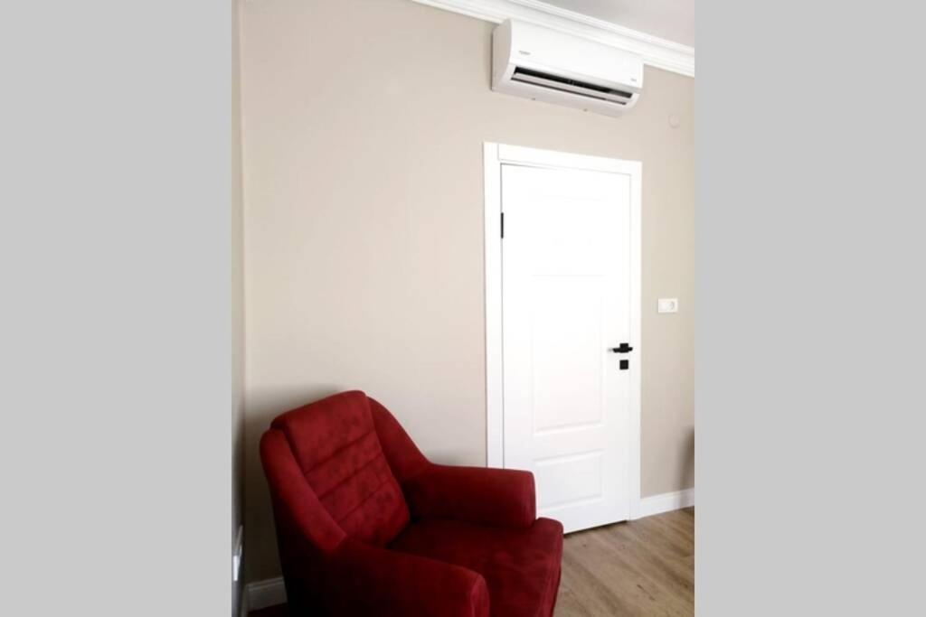 איסטמבול Khalkedon Flat 2 - Kadikoy'Deki Konaklama Adresiniz מראה חיצוני תמונה