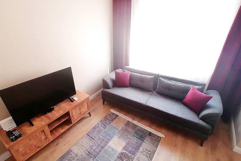 איסטמבול Khalkedon Flat 2 - Kadikoy'Deki Konaklama Adresiniz מראה חיצוני תמונה