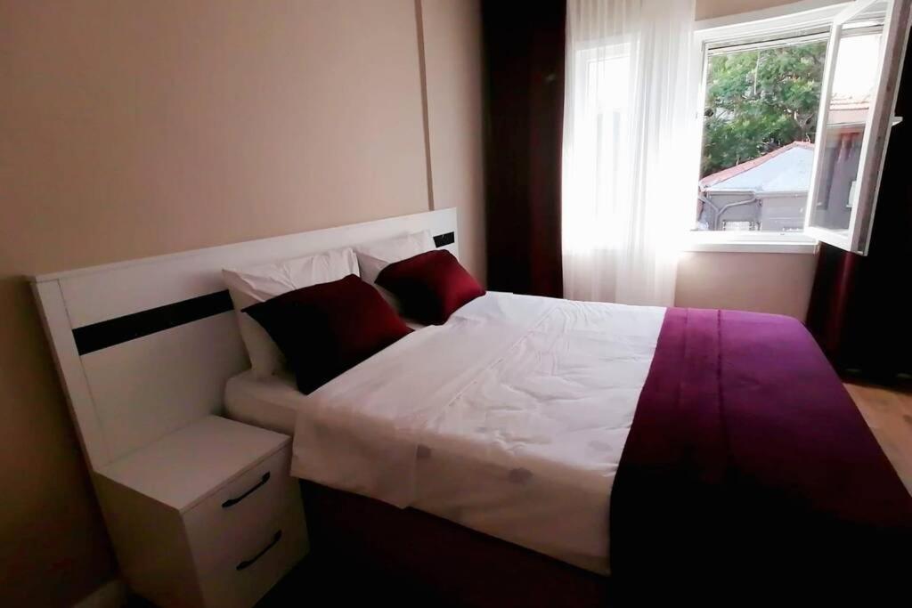 איסטמבול Khalkedon Flat 2 - Kadikoy'Deki Konaklama Adresiniz מראה חיצוני תמונה