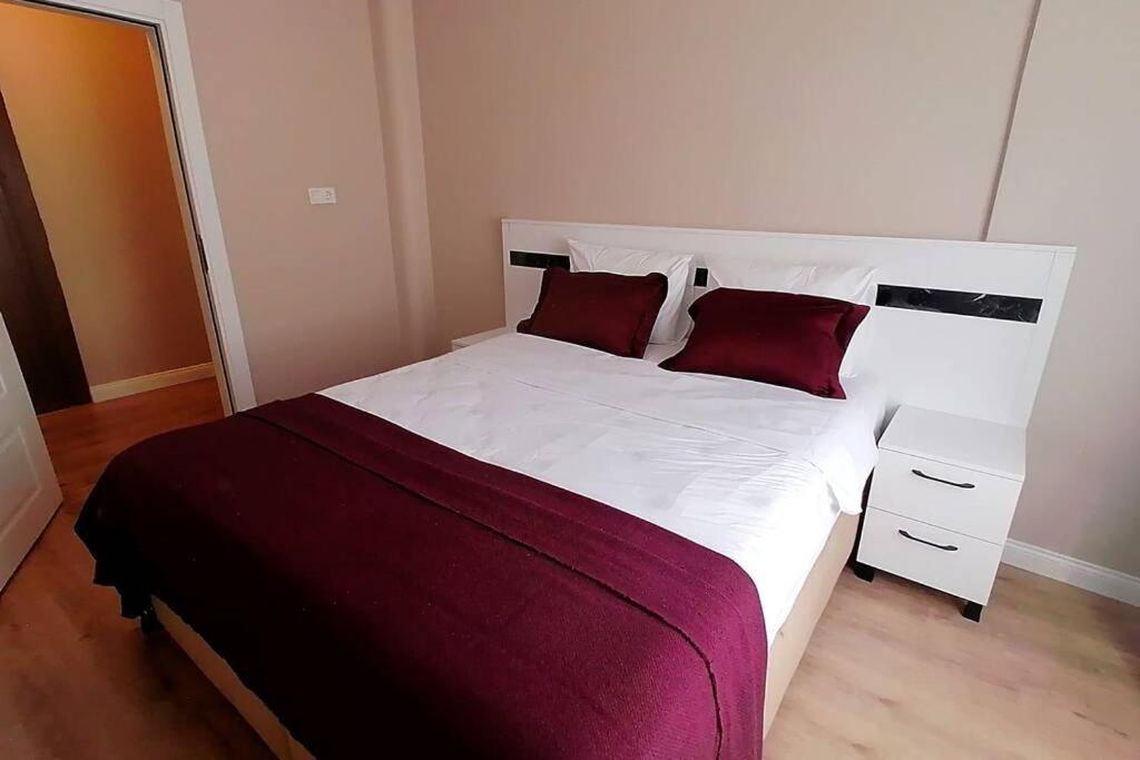 איסטמבול Khalkedon Flat 2 - Kadikoy'Deki Konaklama Adresiniz מראה חיצוני תמונה